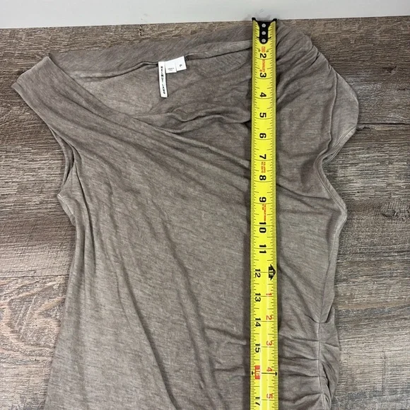 Helmut Lang Asymmetrical Side Ruched Cowl Neck Top Size P - Picture 10 of 11